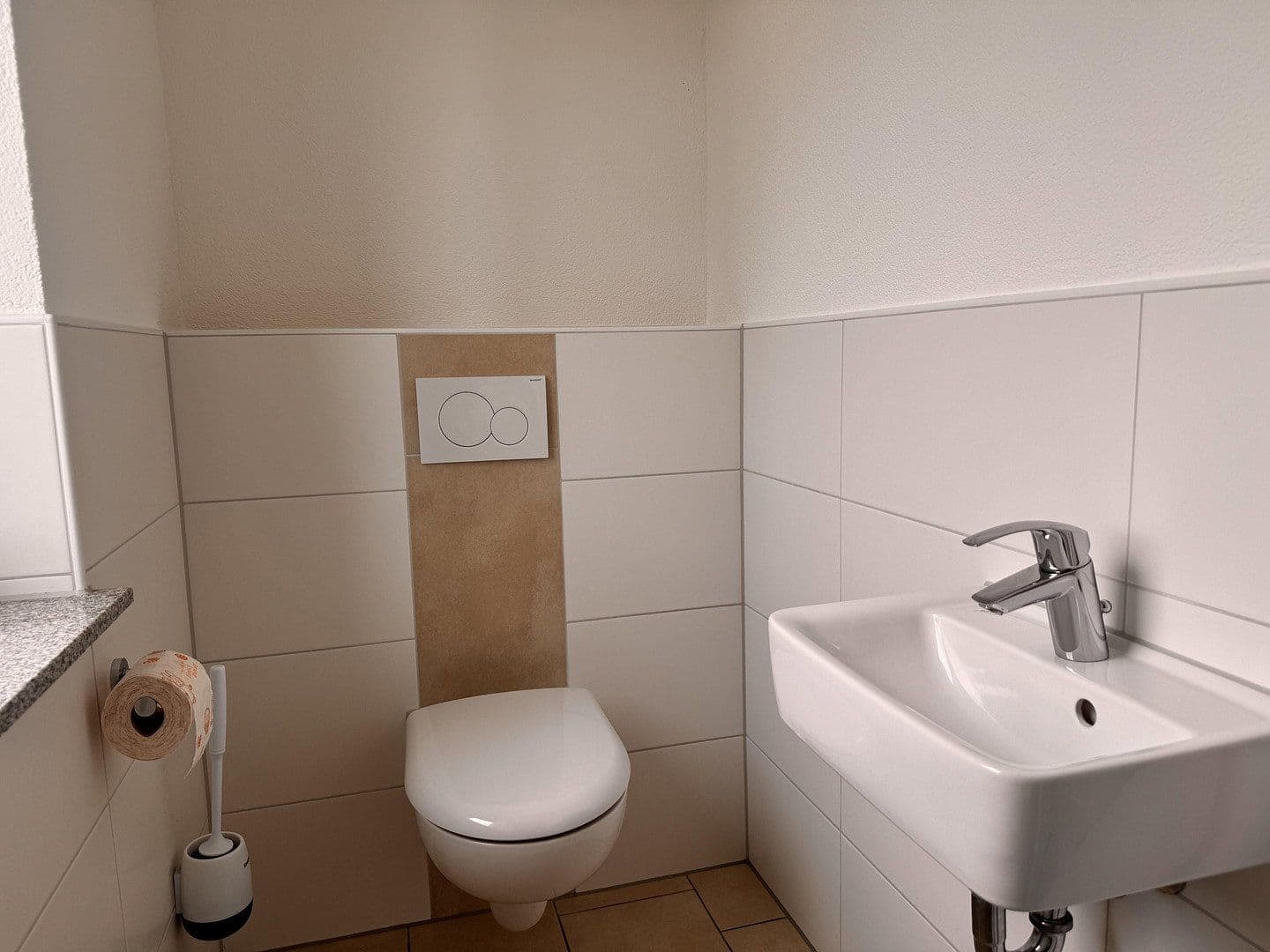 Prodej domu 120 m², pozemek 425 m², Habichtswald, Hessen Prodej domu 120 m², pozemek 425 m², Habichtswald, Hessen