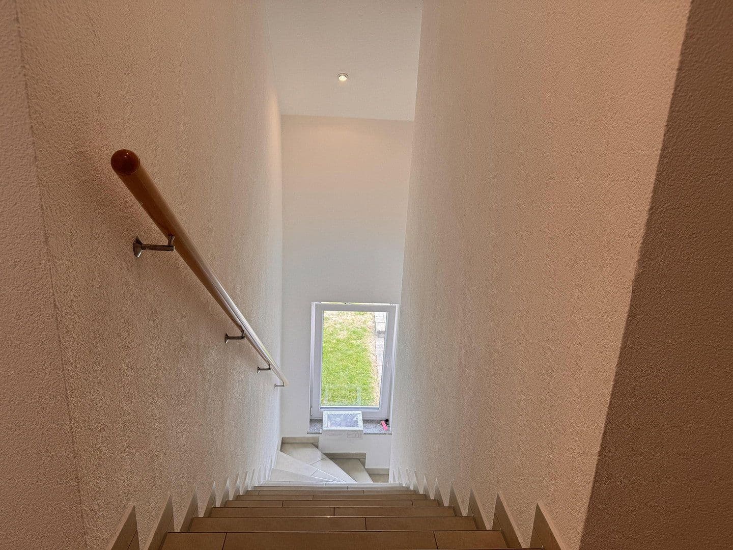 Prodej domu 120 m², pozemek 425 m², Habichtswald, Hessen Prodej domu 120 m², pozemek 425 m², Habichtswald, Hessen