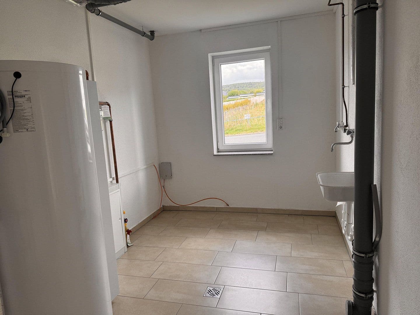 Prodej domu 120 m², pozemek 425 m², Habichtswald, Hessen Prodej domu 120 m², pozemek 425 m², Habichtswald, Hessen