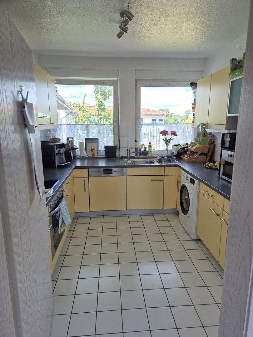 Prodej bytu 3+1 103 m², Ginsheim-Gustavsburg, Hessen Prodej bytu 3+1 103 m², Ginsheim-Gustavsburg, Hessen