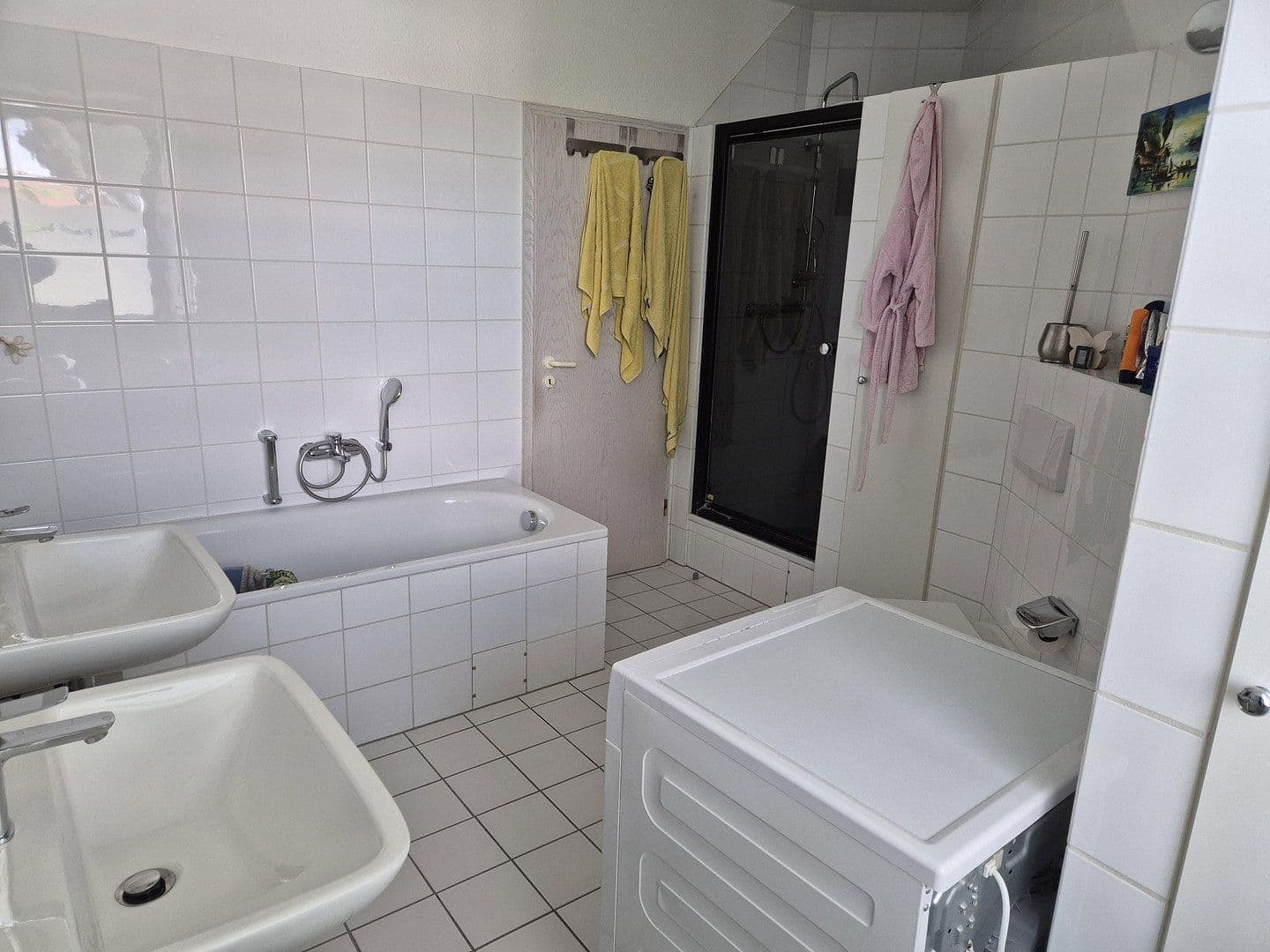 Prodej bytu 3+1 103 m², Ginsheim-Gustavsburg, Hessen Prodej bytu 3+1 103 m², Ginsheim-Gustavsburg, Hessen