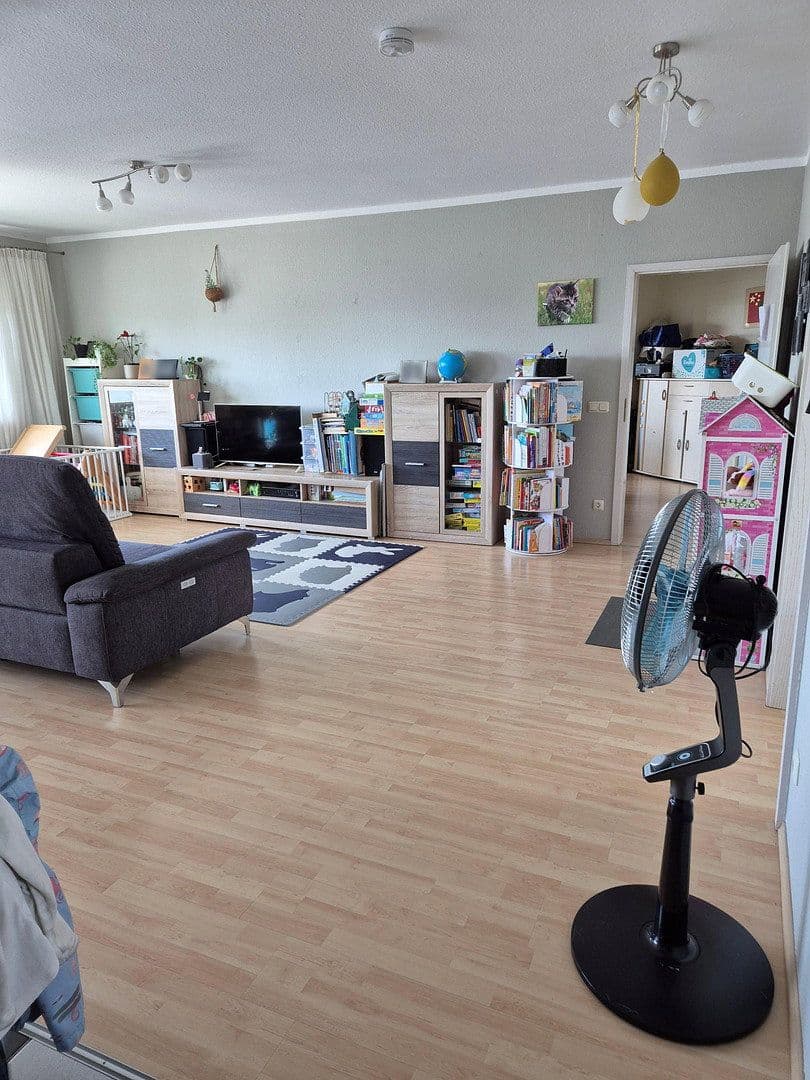 Prodej bytu 3+1 103 m², Ginsheim-Gustavsburg, Hessen Prodej bytu 3+1 103 m², Ginsheim-Gustavsburg, Hessen
