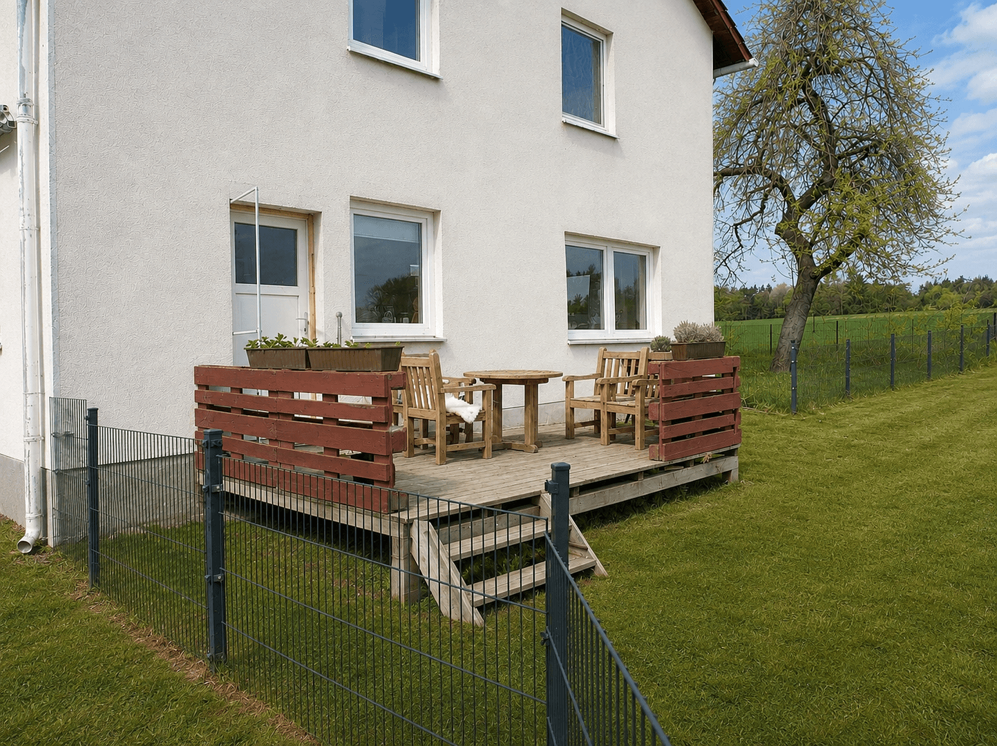 Prodej domu 147 m², pozemek 13.000 m², Egglham, Bavorsko Prodej domu 147 m², pozemek 13.000 m², Egglham, Bavorsko