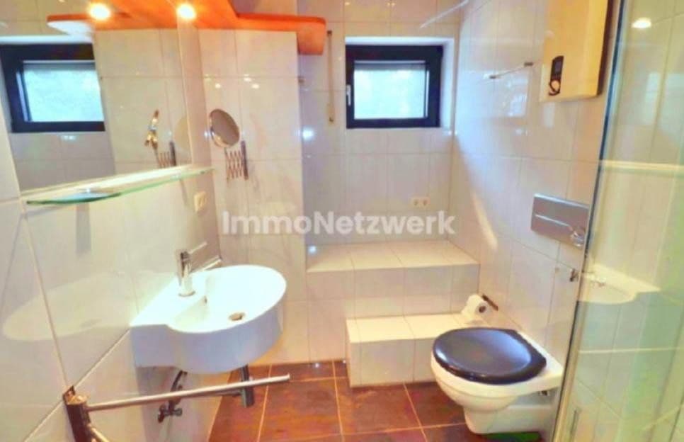 Prodej domu 90 m², pozemek 206 m², Kenn, Porýní-Falc Prodej domu 90 m², pozemek 206 m², Kenn, Porýní-Falc