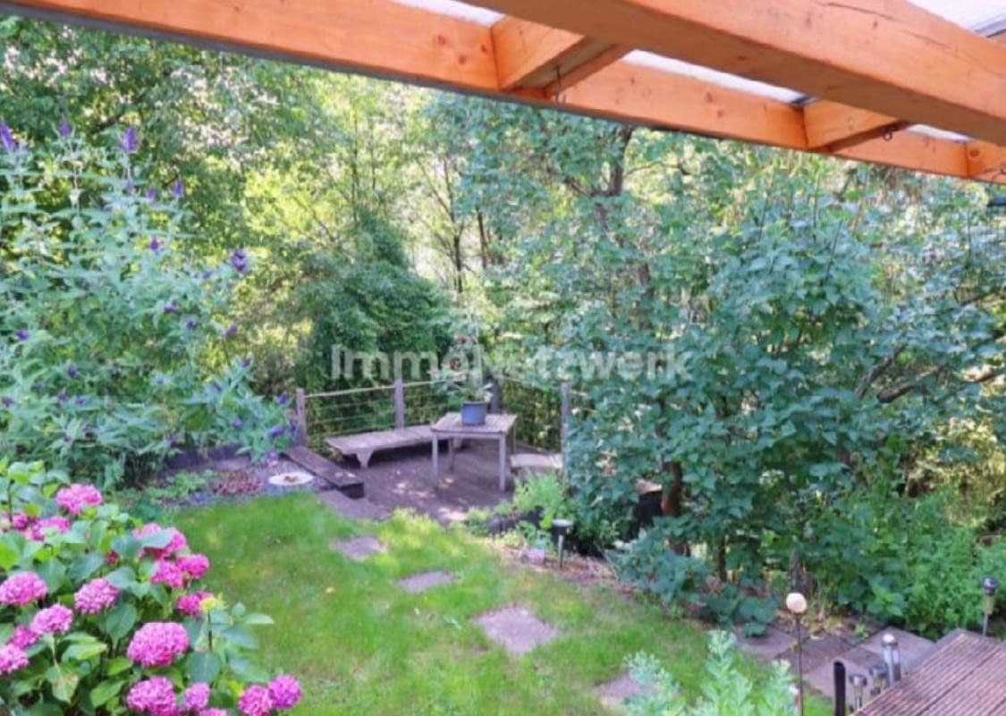 Prodej domu 90 m², pozemek 206 m², Kenn, Porýní-Falc Prodej domu 90 m², pozemek 206 m², Kenn, Porýní-Falc