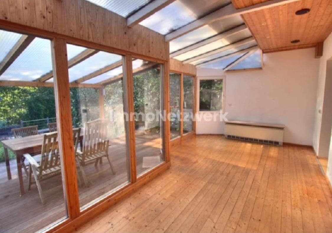 Prodej domu 90 m², pozemek 206 m², Kenn, Porýní-Falc Prodej domu 90 m², pozemek 206 m², Kenn, Porýní-Falc