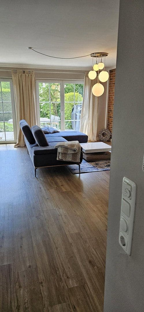 Prodej domu 133 m², pozemek 320 m², Nidderau, Hessen Prodej domu 133 m², pozemek 320 m², Nidderau, Hessen