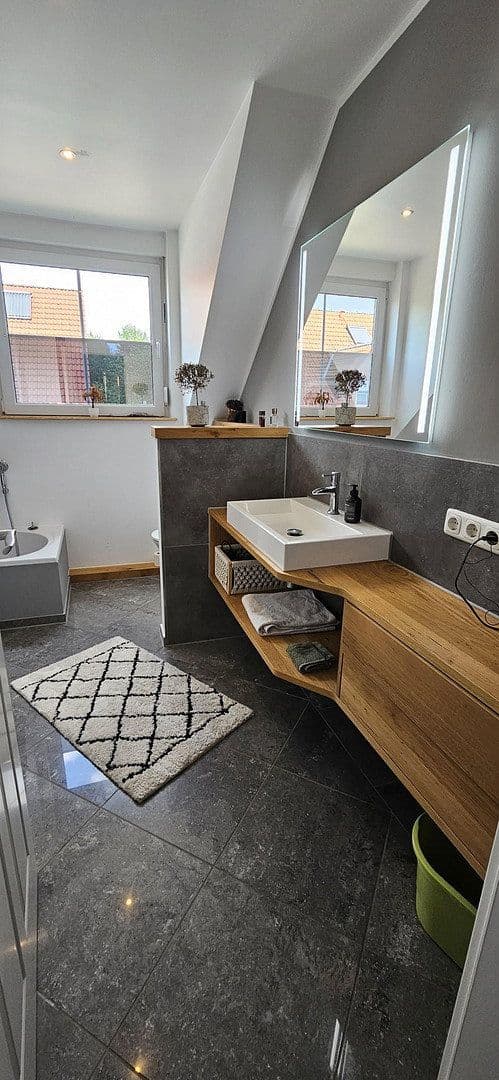 Prodej domu 133 m², pozemek 320 m², Nidderau, Hessen Prodej domu 133 m², pozemek 320 m², Nidderau, Hessen