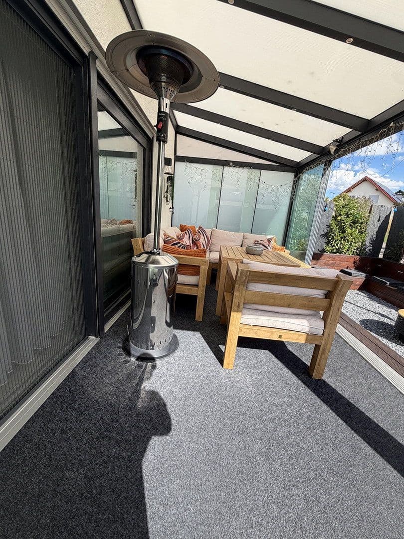 Prodej domu 156 m², pozemek 203 m², Ebersbach an der Fils, Bádensko-Württembersko Prodej domu 156 m², pozemek 203 m², Ebersbach an der Fils, Bádensko-Württembersko