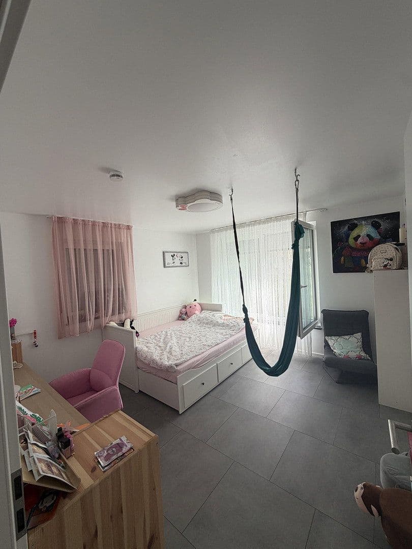 Prodej domu 156 m², pozemek 203 m², Ebersbach an der Fils, Bádensko-Württembersko Prodej domu 156 m², pozemek 203 m², Ebersbach an der Fils, Bádensko-Württembersko