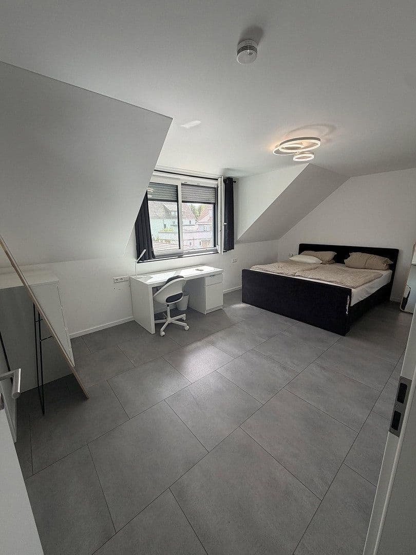 Prodej domu 156 m², pozemek 203 m², Ebersbach an der Fils, Bádensko-Württembersko Prodej domu 156 m², pozemek 203 m², Ebersbach an der Fils, Bádensko-Württembersko