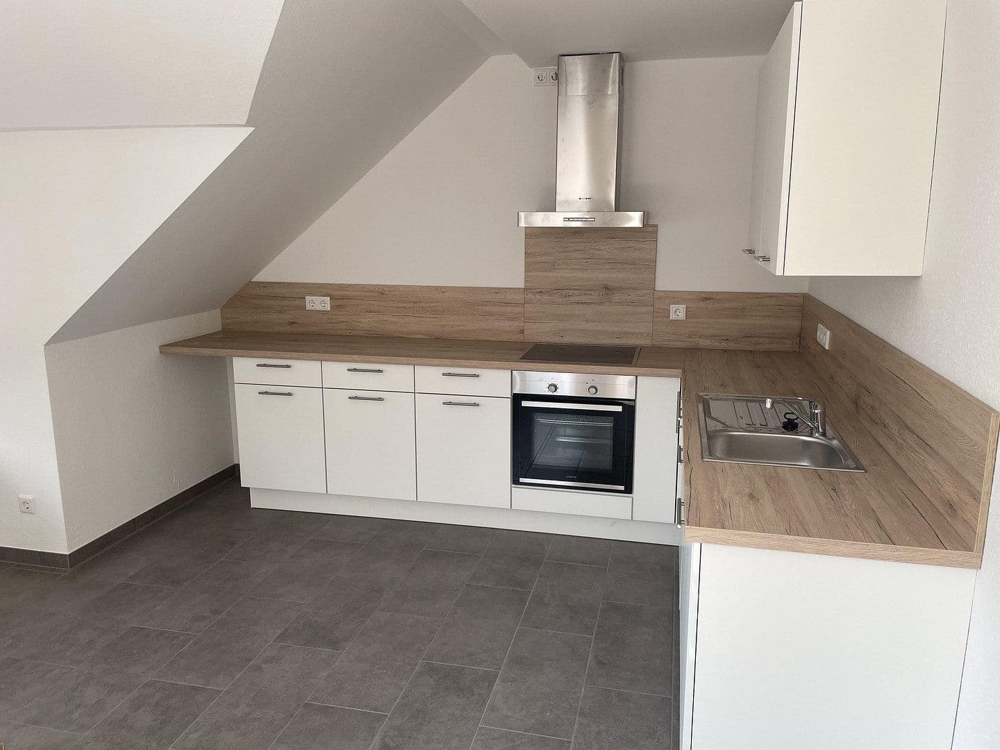 Pronájem bytu 3+kk 98 m², Obergasse 7, Mainhausen, Hessen Pronájem bytu 3+kk 98 m², Obergasse 7, Mainhausen, Hessen