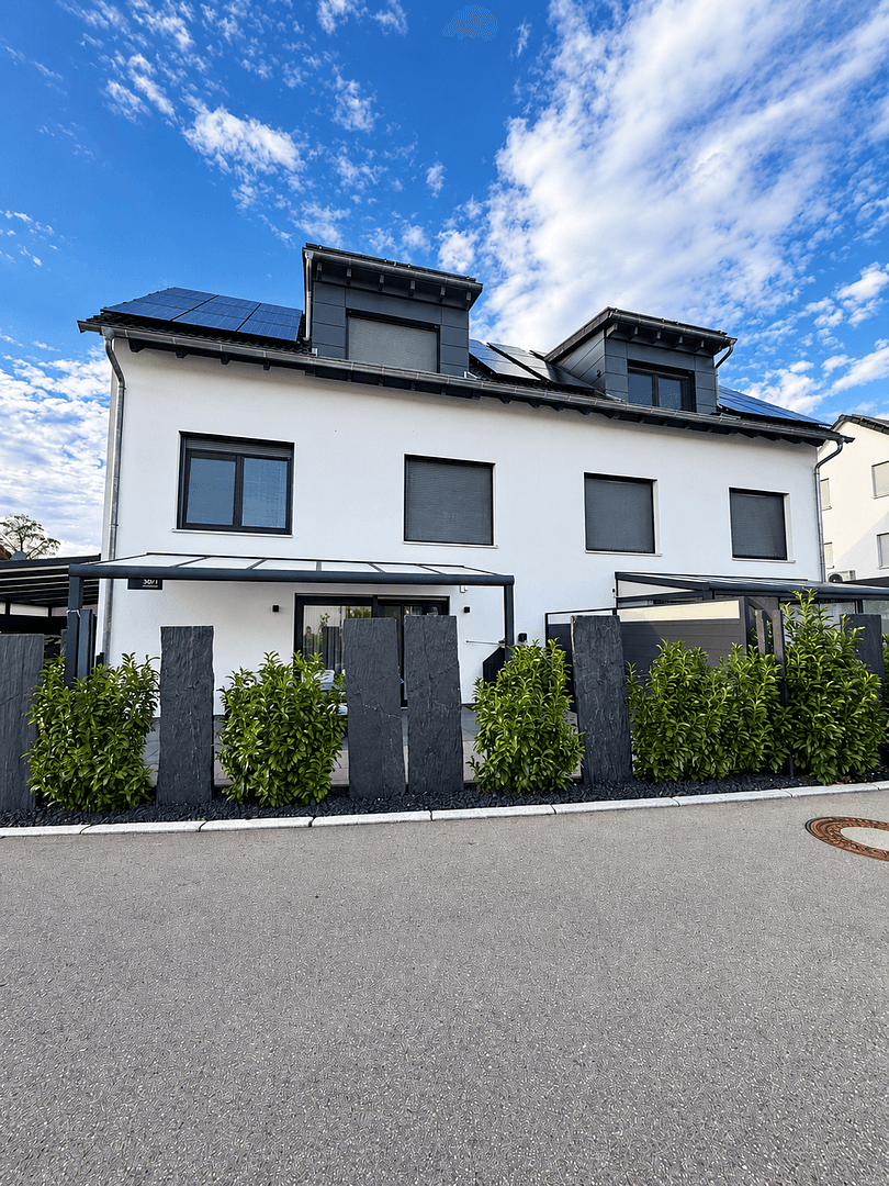 Prodej domu 158 m², pozemek 172 m², Ebersbach an der Fils, Bádensko-Württembersko Prodej domu 158 m², pozemek 172 m², Ebersbach an der Fils, Bádensko-Württembersko