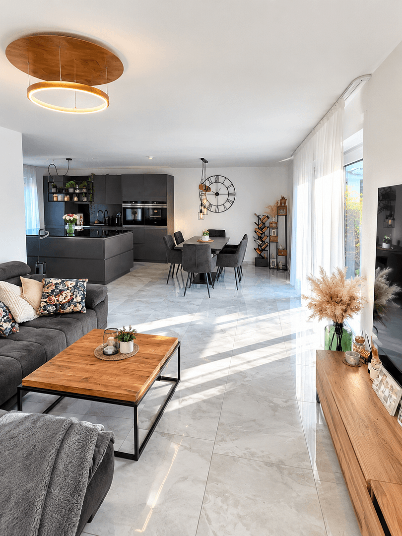 Prodej domu 158 m², pozemek 172 m², Ebersbach an der Fils, Bádensko-Württembersko Prodej domu 158 m², pozemek 172 m², Ebersbach an der Fils, Bádensko-Württembersko