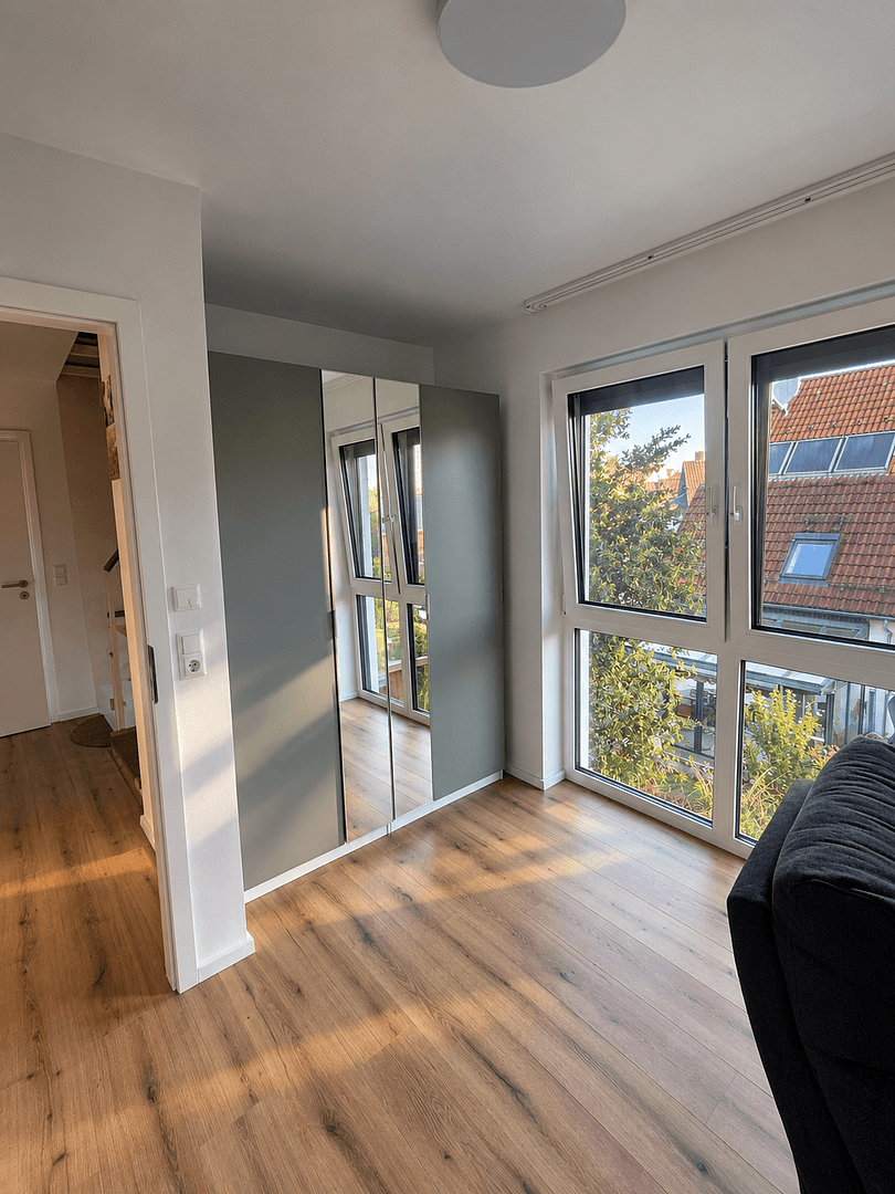 Prodej domu 158 m², pozemek 172 m², Ebersbach an der Fils, Bádensko-Württembersko Prodej domu 158 m², pozemek 172 m², Ebersbach an der Fils, Bádensko-Württembersko
