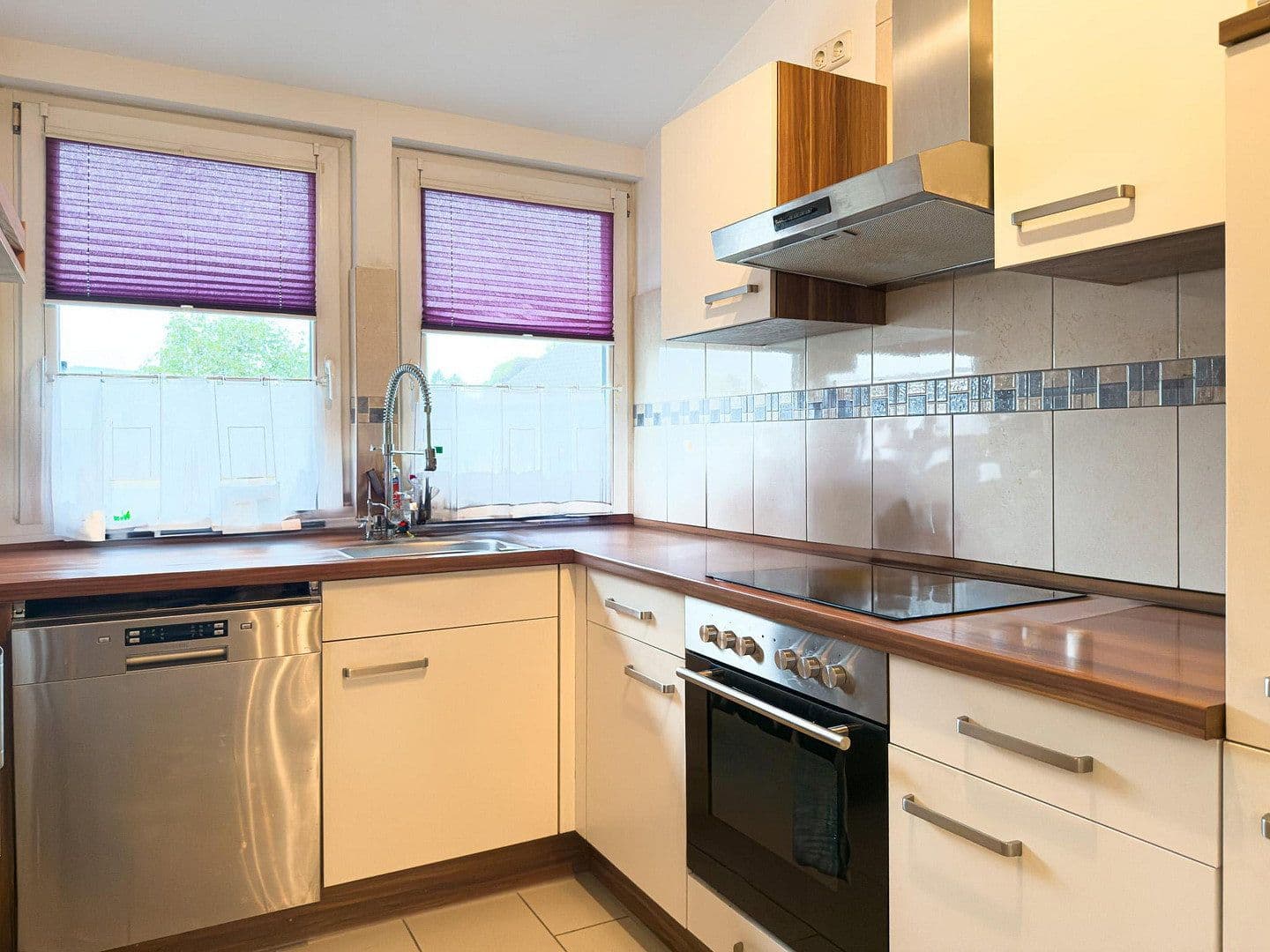 Prodej domu 122 m², pozemek 349 m², Oldendorf, Šlesvicko-Holštýnsko Prodej domu 122 m², pozemek 349 m², Oldendorf, Šlesvicko-Holštýnsko