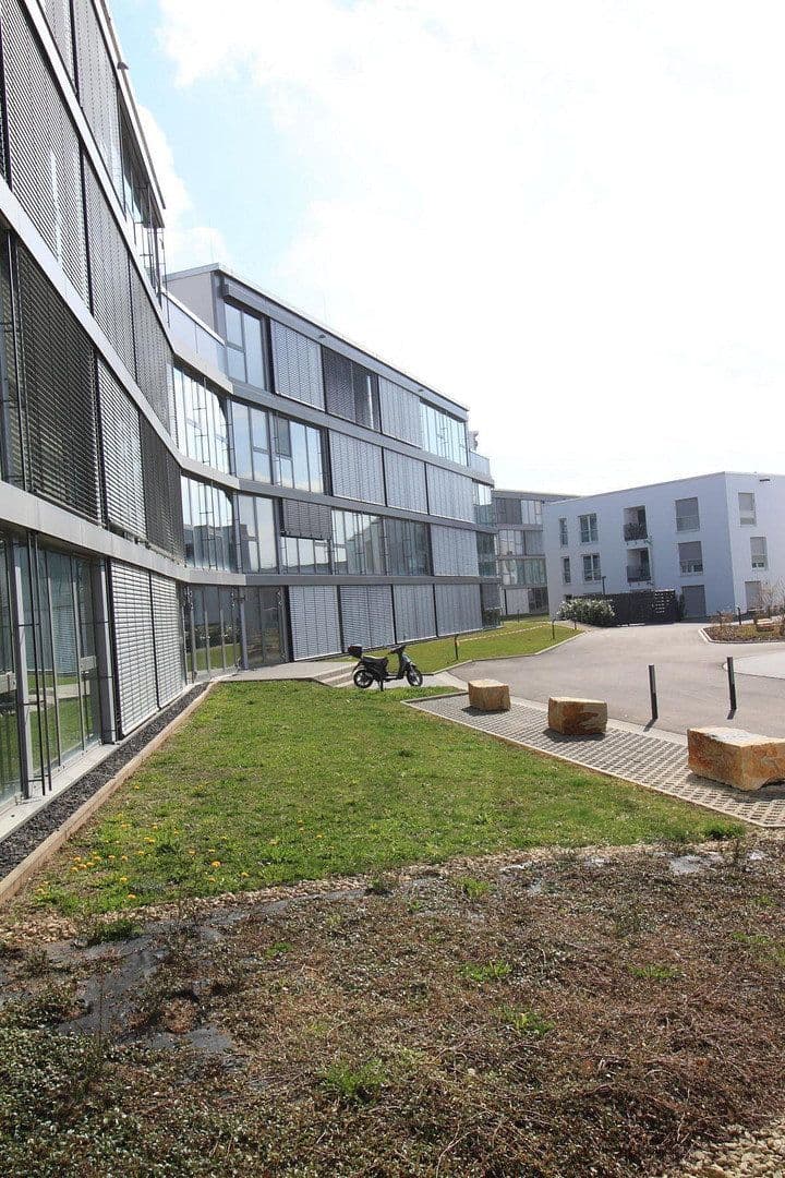 Pronájem bytu 1+1 26 m², Augustinusstrasse 15, Trier, Porýní-Falc Pronájem bytu 1+1 26 m², Augustinusstrasse 15, Trier, Porýní-Falc