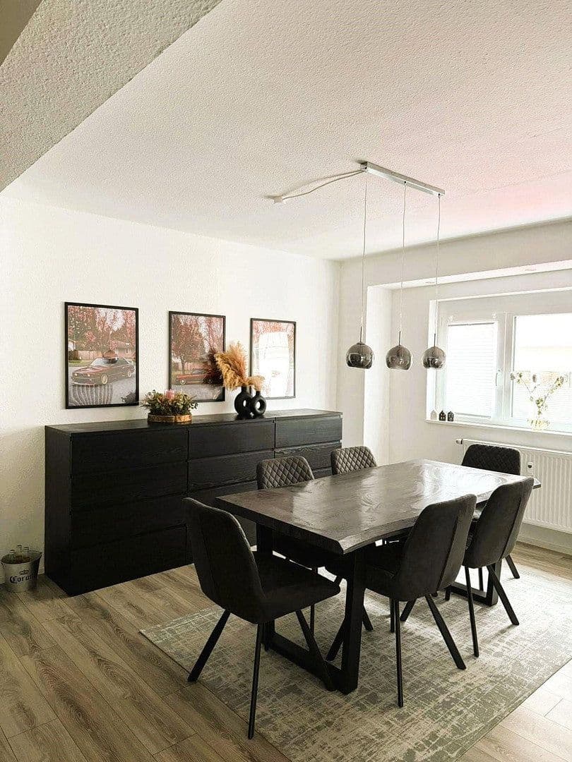 Pronájem bytu 4+1 105 m², Karlstr. 10, Alpirsbach, Bádensko-Württembersko Pronájem bytu 4+1 105 m², Karlstr. 10, Alpirsbach, Bádensko-Württembersko
