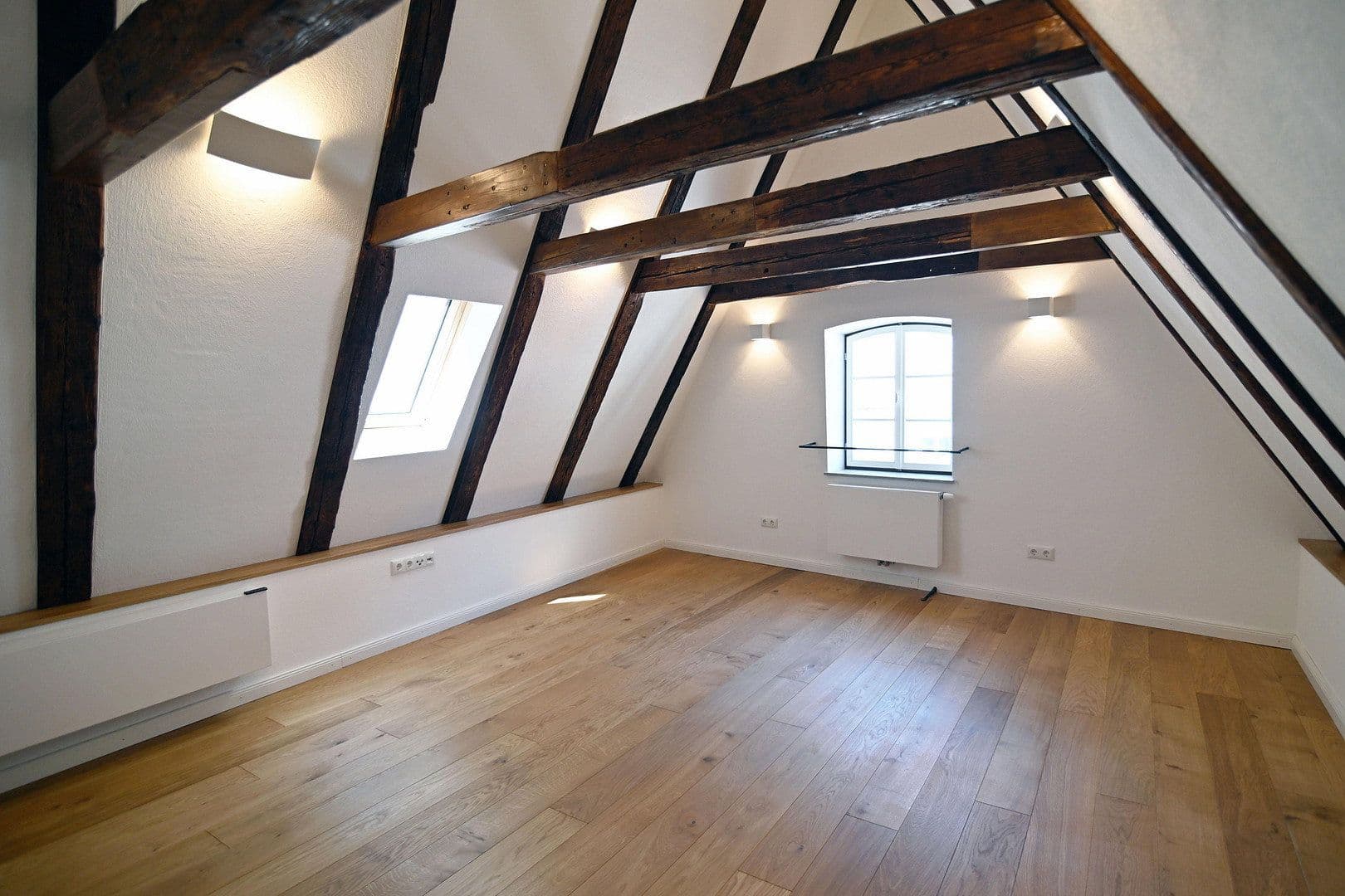 Pronájem bytu 4+1 152 m², Untere-Hauptstraße 26-28, Freising, Bavorsko Pronájem bytu 4+1 152 m², Untere-Hauptstraße 26-28, Freising, Bavorsko