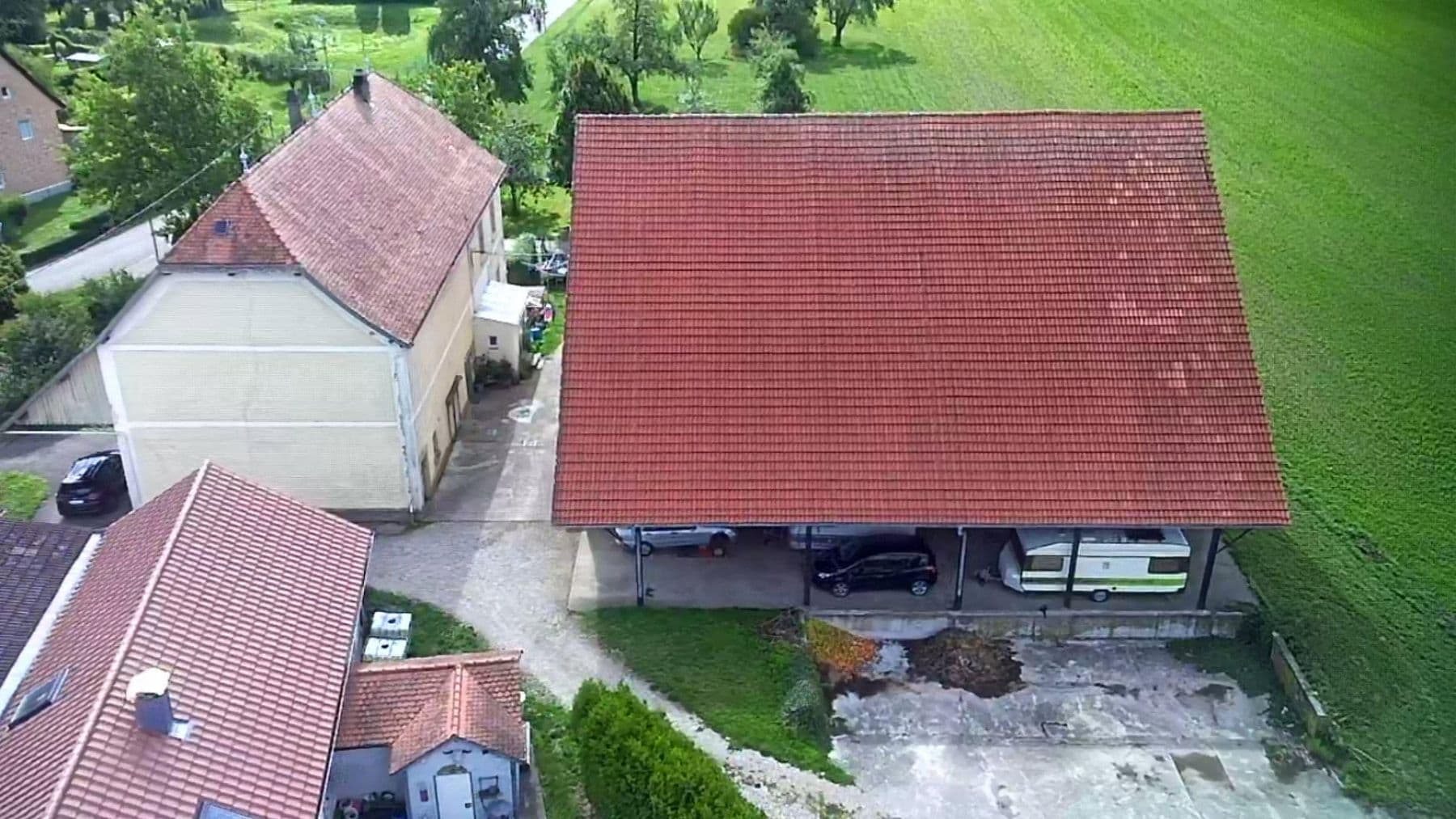 Prodej domu 230 m², pozemek 2.550 m², Volkersheimer Str. 4, Rottenacker, Bádensko-Württembersko Prodej domu 230 m², pozemek 2.550 m², Volkersheimer Str. 4, Rottenacker, Bádensko-Württembersko