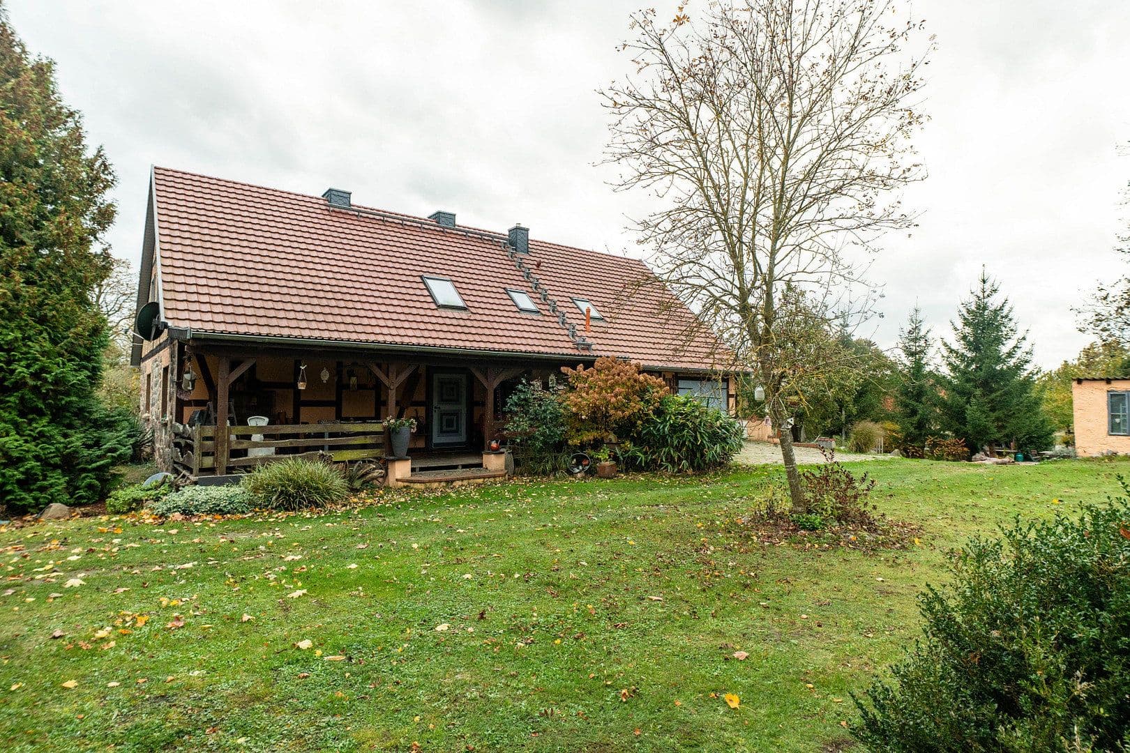 Prodej domu 228 m², pozemek 3.147 m², Moltzow, Mecklenburg-Vorpommern Prodej domu 228 m², pozemek 3.147 m², Moltzow, Mecklenburg-Vorpommern