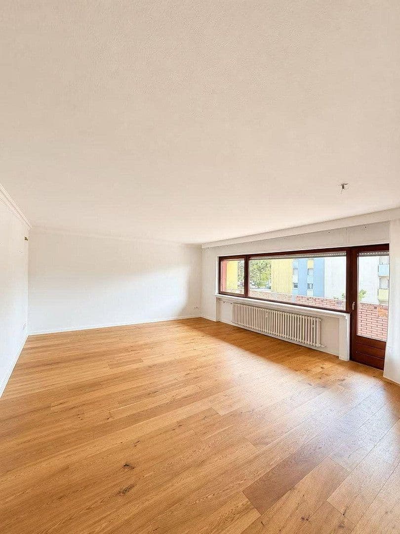 Prodej bytu 4+1 116 m², St. Anna Str. 125, Trier, Porýní-Falc Prodej bytu 4+1 116 m², St. Anna Str. 125, Trier, Porýní-Falc