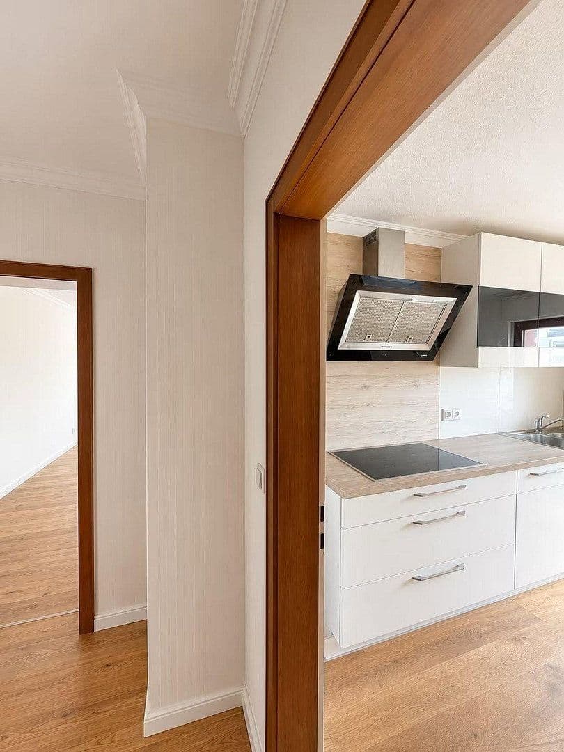 Prodej bytu 4+1 116 m², St. Anna Str. 125, Trier, Porýní-Falc Prodej bytu 4+1 116 m², St. Anna Str. 125, Trier, Porýní-Falc
