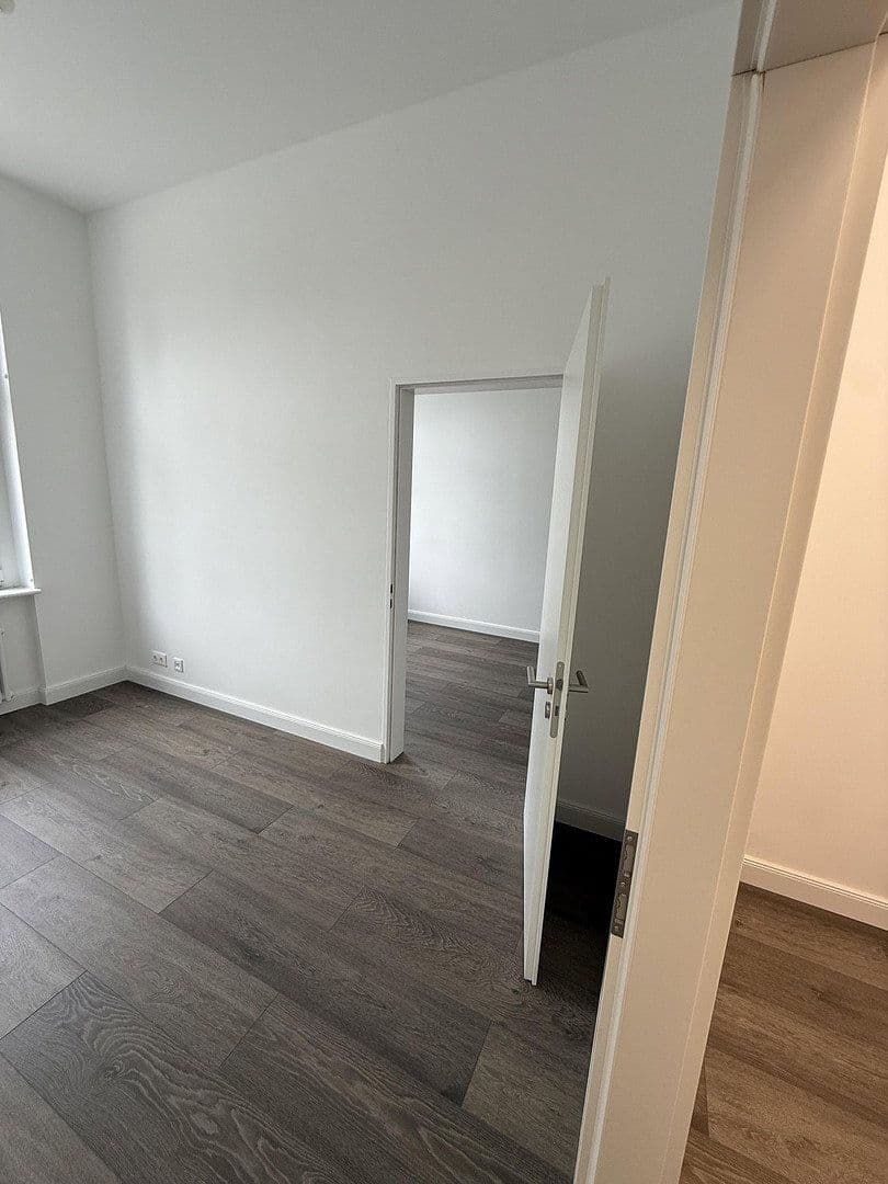 Pronájem kanceláře 160 m², Alt-Rudow 42-44, Berlin, Berlín Pronájem kanceláře 160 m², Alt-Rudow 42-44, Berlin, Berlín