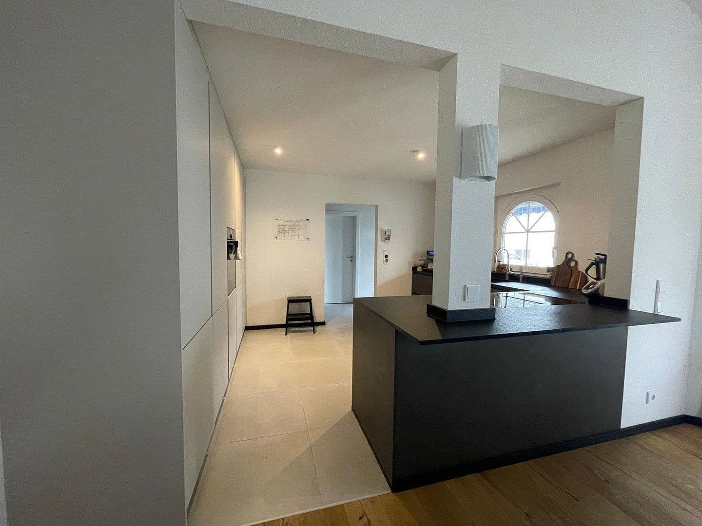 Prodej domu 263 m², pozemek 522 m², Mönsheim, Bádensko-Württembersko Prodej domu 263 m², pozemek 522 m², Mönsheim, Bádensko-Württembersko