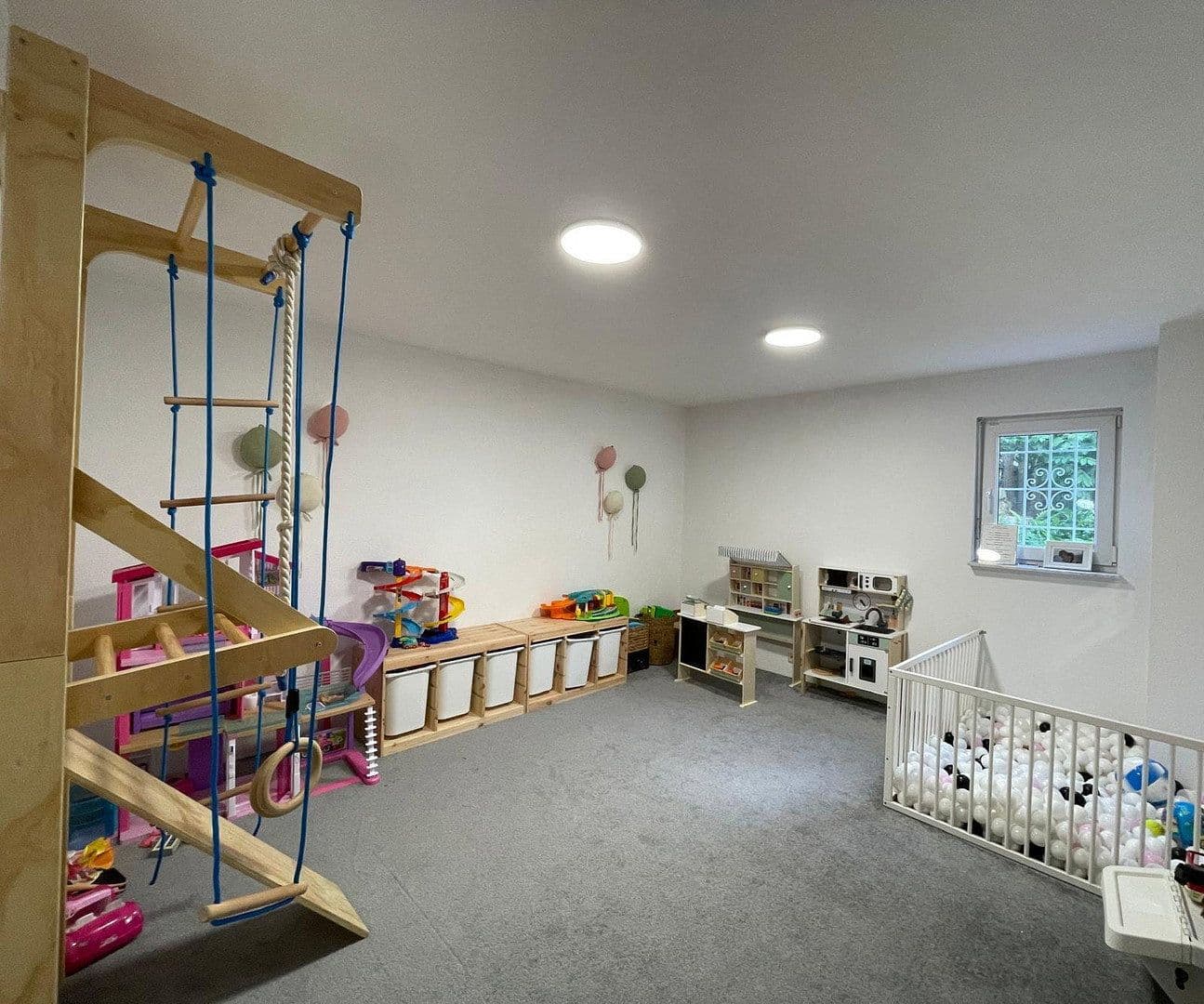Prodej domu 263 m², pozemek 522 m², Mönsheim, Bádensko-Württembersko Prodej domu 263 m², pozemek 522 m², Mönsheim, Bádensko-Württembersko