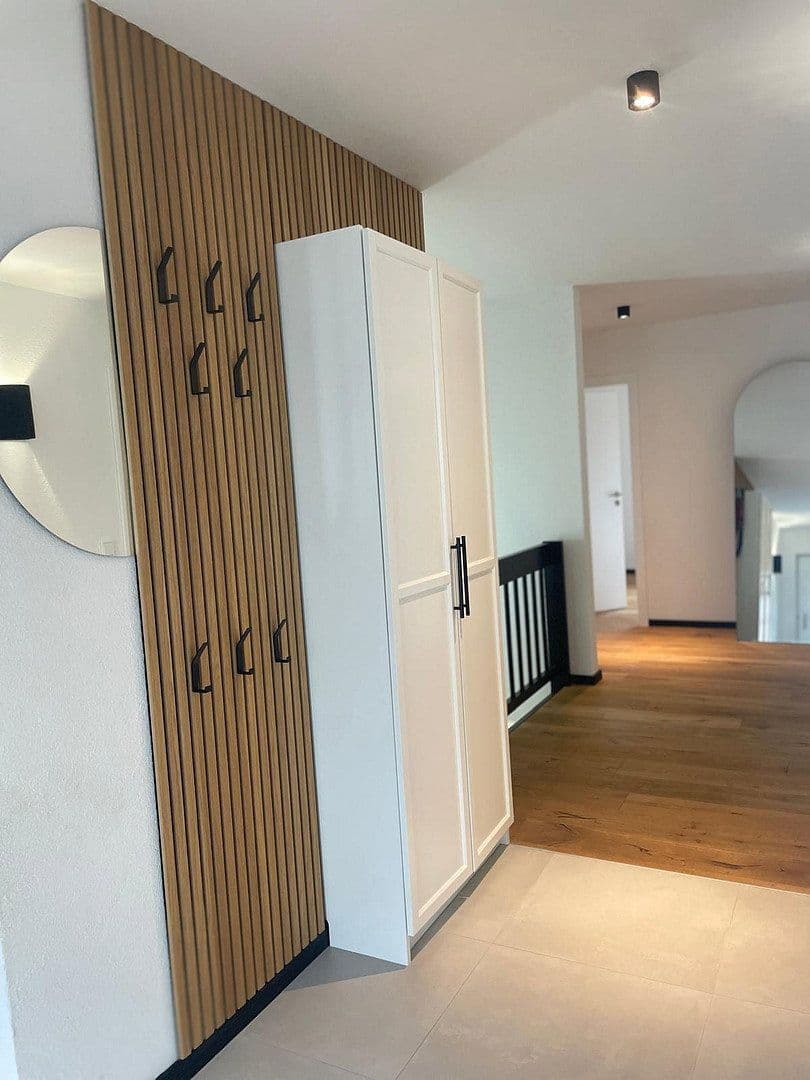 Prodej domu 263 m², pozemek 522 m², Mönsheim, Bádensko-Württembersko Prodej domu 263 m², pozemek 522 m², Mönsheim, Bádensko-Württembersko