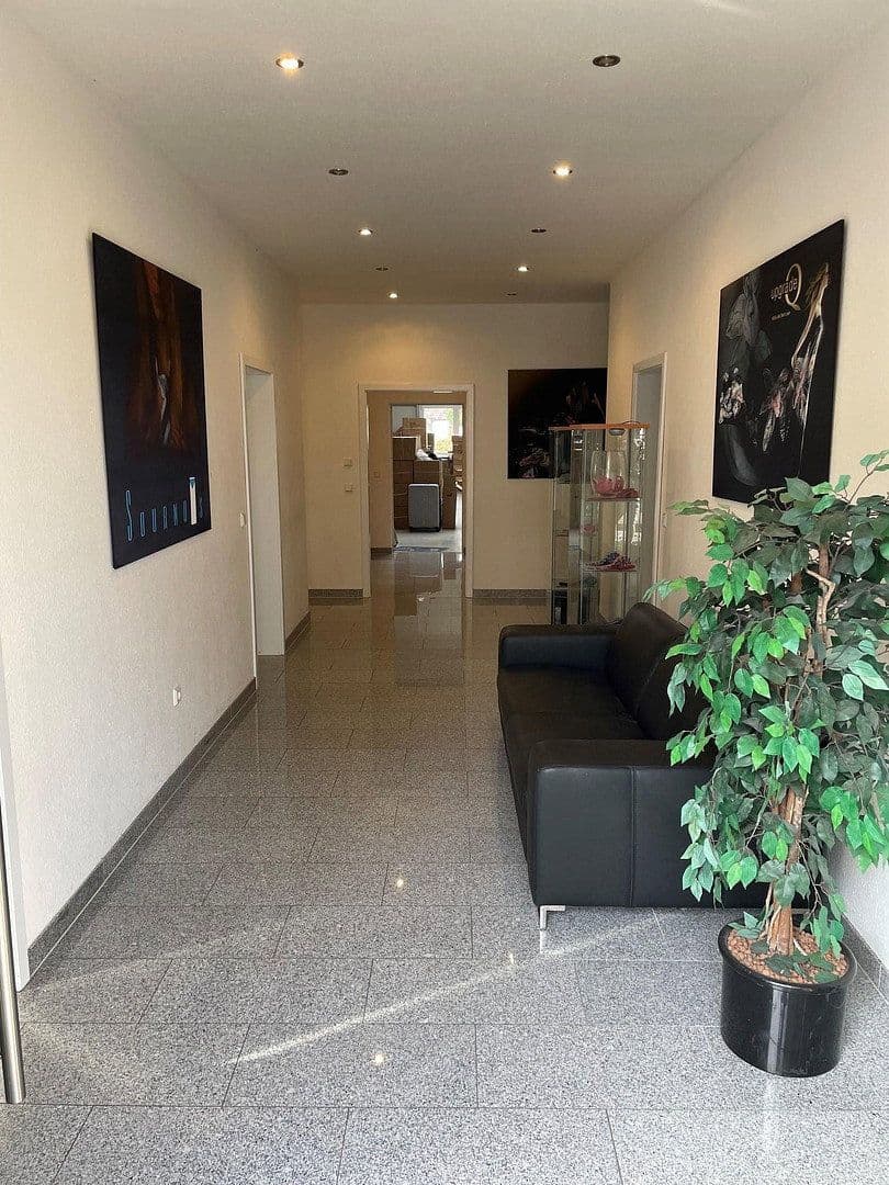 Pronájem kanceláře 520 m², Von-Ketteler-Strasse, Kempen, Severní Porýní-Vestfálsko Pronájem kanceláře 520 m², Von-Ketteler-Strasse, Kempen, Severní Porýní-Vestfálsko