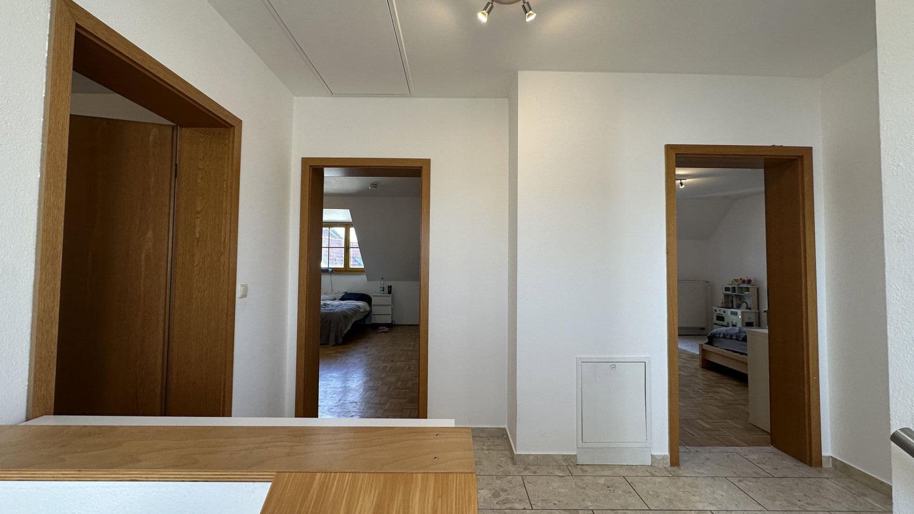 Pronájem domu 150 m², pozemek 325 m², Seubersdorf in der Oberpfalz, Bavorsko Pronájem domu 150 m², pozemek 325 m², Seubersdorf in der Oberpfalz, Bavorsko