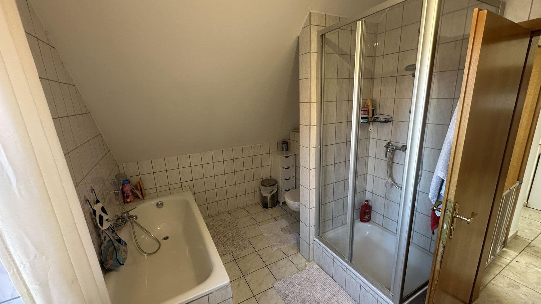 Pronájem domu 150 m², pozemek 325 m², Seubersdorf in der Oberpfalz, Bavorsko Pronájem domu 150 m², pozemek 325 m², Seubersdorf in der Oberpfalz, Bavorsko