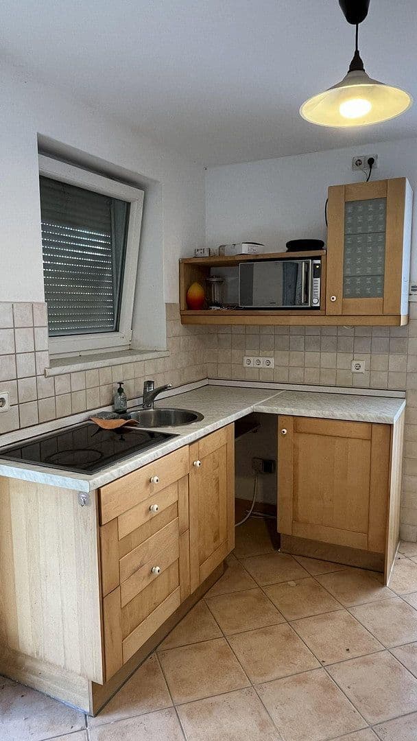Pronájem bytu 1+1 47 m², Eichendorffstraße 2, Esslingen am Neckar, Bádensko-Württembersko Pronájem bytu 1+1 47 m², Eichendorffstraße 2, Esslingen am Neckar, Bádensko-Württembersko
