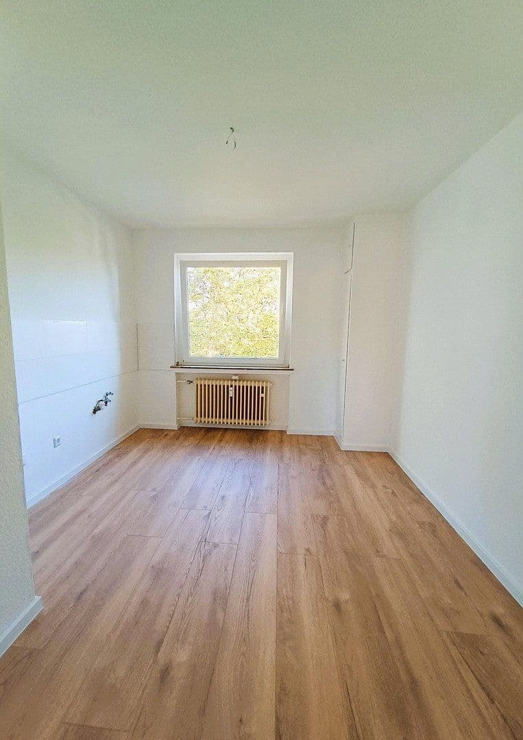 Pronájem bytu 3+1 95 m², Bahnhofstraße 19-21, Castrop-Rauxel, Severní Porýní-Vestfálsko Pronájem bytu 3+1 95 m², Bahnhofstraße 19-21, Castrop-Rauxel, Severní Porýní-Vestfálsko