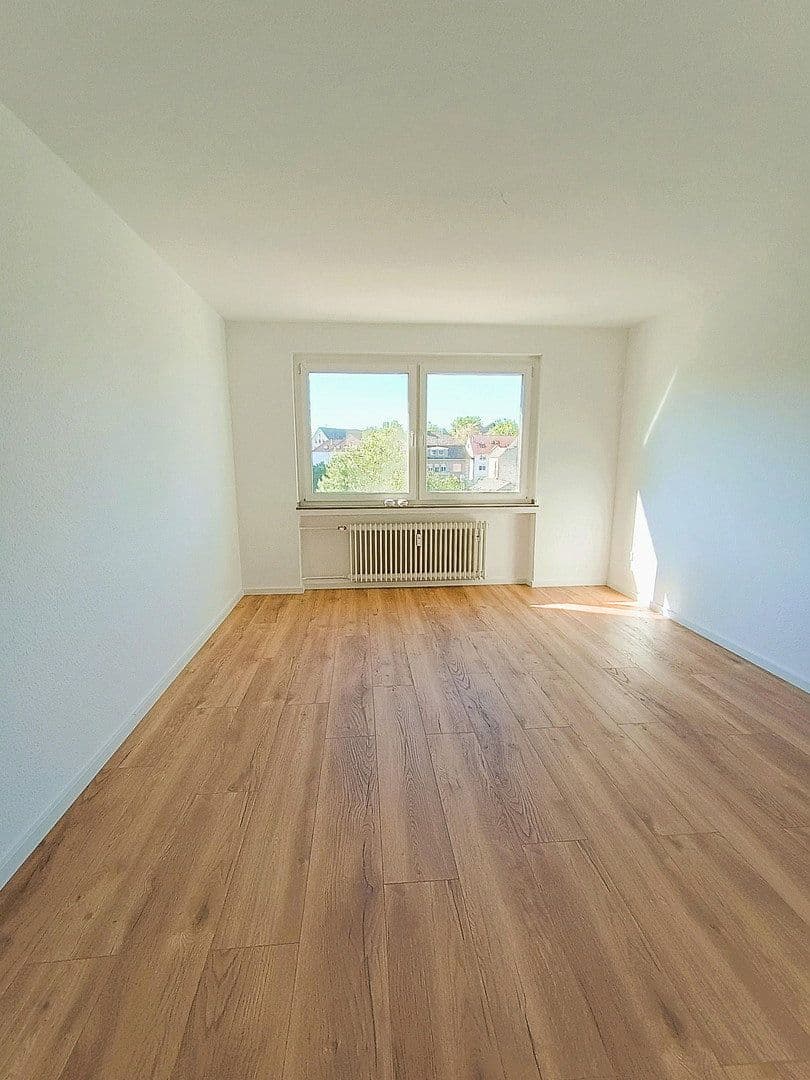 Pronájem bytu 3+1 95 m², Bahnhofstraße 19-21, Castrop-Rauxel, Severní Porýní-Vestfálsko Pronájem bytu 3+1 95 m², Bahnhofstraße 19-21, Castrop-Rauxel, Severní Porýní-Vestfálsko