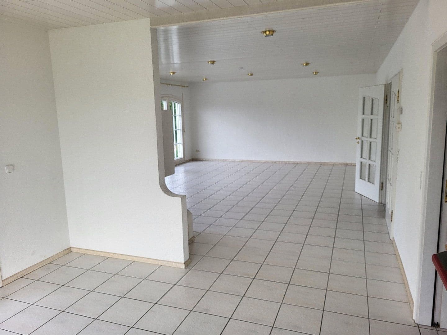 Pronájem domu 150 m², pozemek 767 m², Feuerdornweg 4, Ravenstein, Bádensko-Württembersko Pronájem domu 150 m², pozemek 767 m², Feuerdornweg 4, Ravenstein, Bádensko-Württembersko