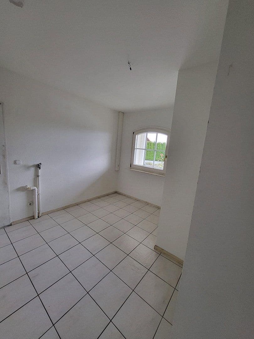 Pronájem domu 150 m², pozemek 767 m², Feuerdornweg 4, Ravenstein, Bádensko-Württembersko Pronájem domu 150 m², pozemek 767 m², Feuerdornweg 4, Ravenstein, Bádensko-Württembersko