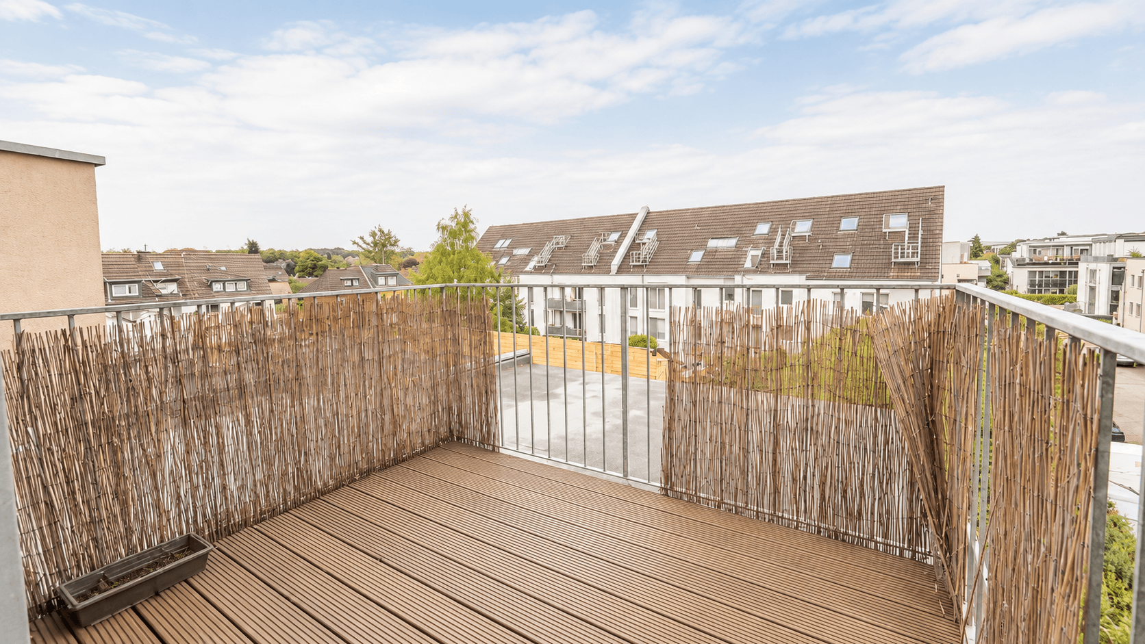Pronájem bytu 2+1 68 m², Luxenburgerstraße 85, Hürth, Severní Porýní-Vestfálsko Pronájem bytu 2+1 68 m², Luxenburgerstraße 85, Hürth, Severní Porýní-Vestfálsko