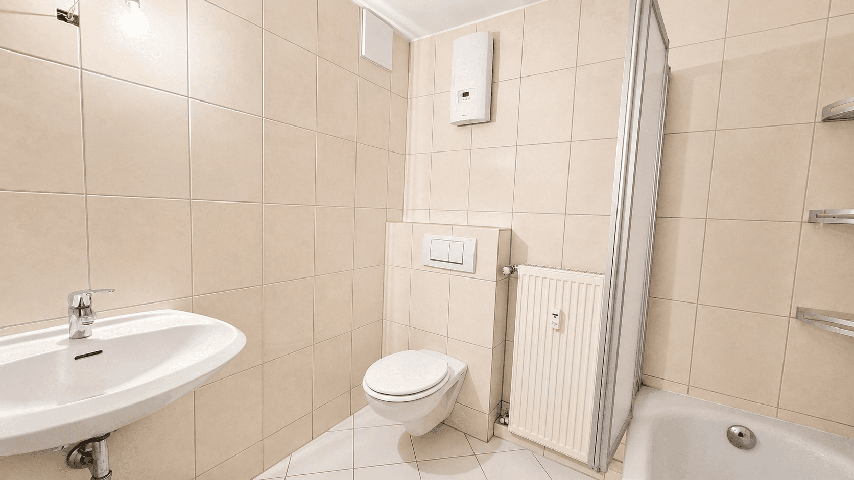 Pronájem bytu 2+1 68 m², Luxenburgerstraße 85, Hürth, Severní Porýní-Vestfálsko Pronájem bytu 2+1 68 m², Luxenburgerstraße 85, Hürth, Severní Porýní-Vestfálsko