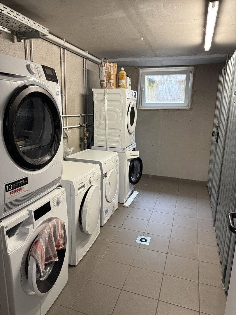 Prodej bytu 4+1 143 m², Ginsheim-Gustavsburg, Hessen Prodej bytu 4+1 143 m², Ginsheim-Gustavsburg, Hessen