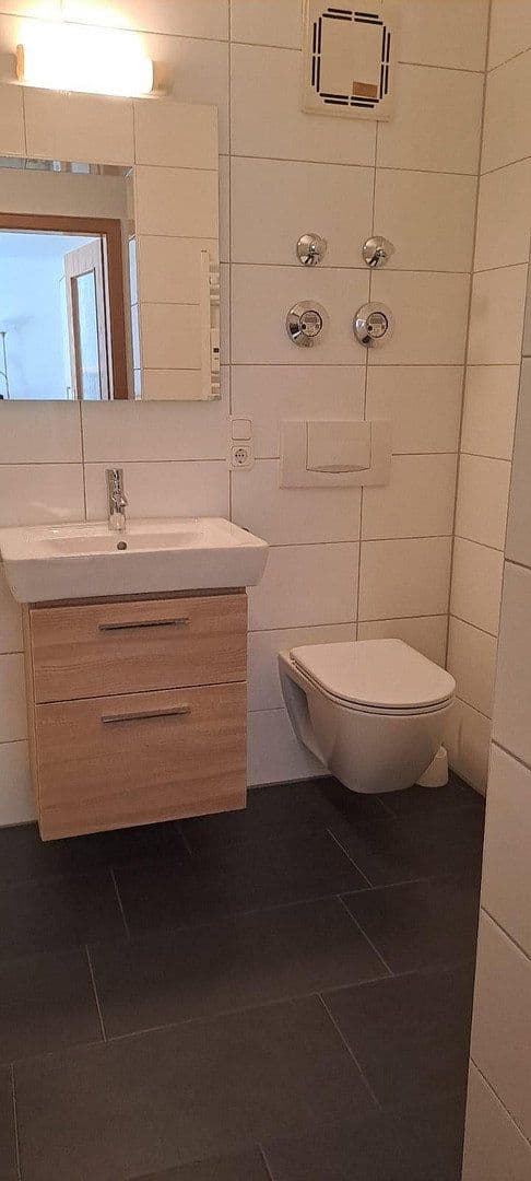 Pronájem bytu 1+1 42 m², Frühlingsstrasse 44a, Bad Reichenhall, Bavorsko Pronájem bytu 1+1 42 m², Frühlingsstrasse 44a, Bad Reichenhall, Bavorsko