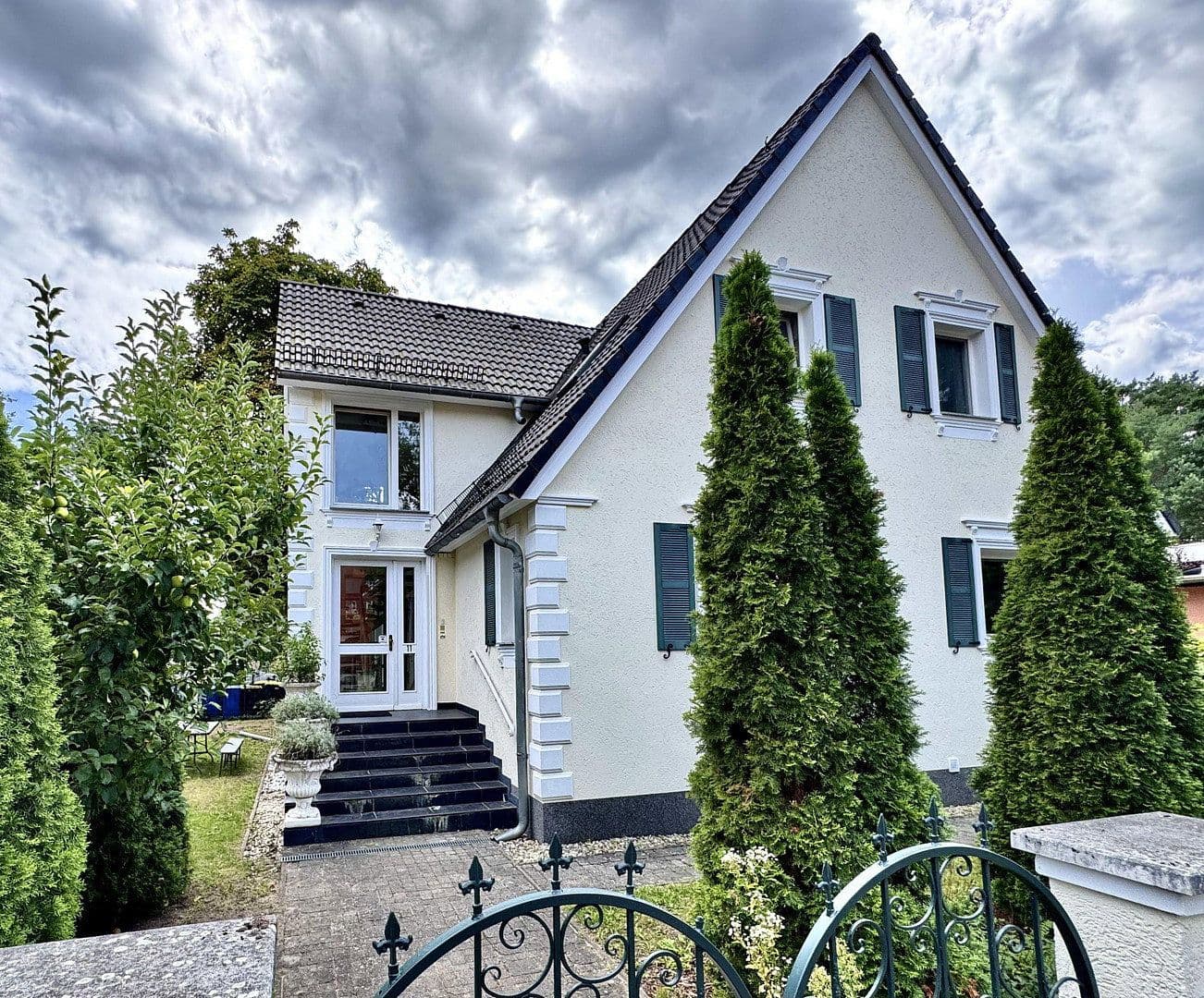 Prodej domu 300 m², pozemek 400 m², Alice-Bloch-Str.11, Nuthetal, Braniborsko Prodej domu 300 m², pozemek 400 m², Alice-Bloch-Str.11, Nuthetal, Braniborsko