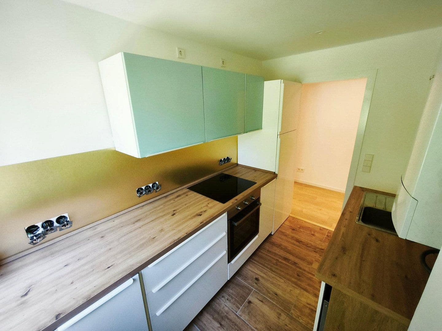 Pronájem bytu 3+1 55 m², Burgstr. 51, Stuttgart, Bádensko-Württembersko Pronájem bytu 3+1 55 m², Burgstr. 51, Stuttgart, Bádensko-Württembersko