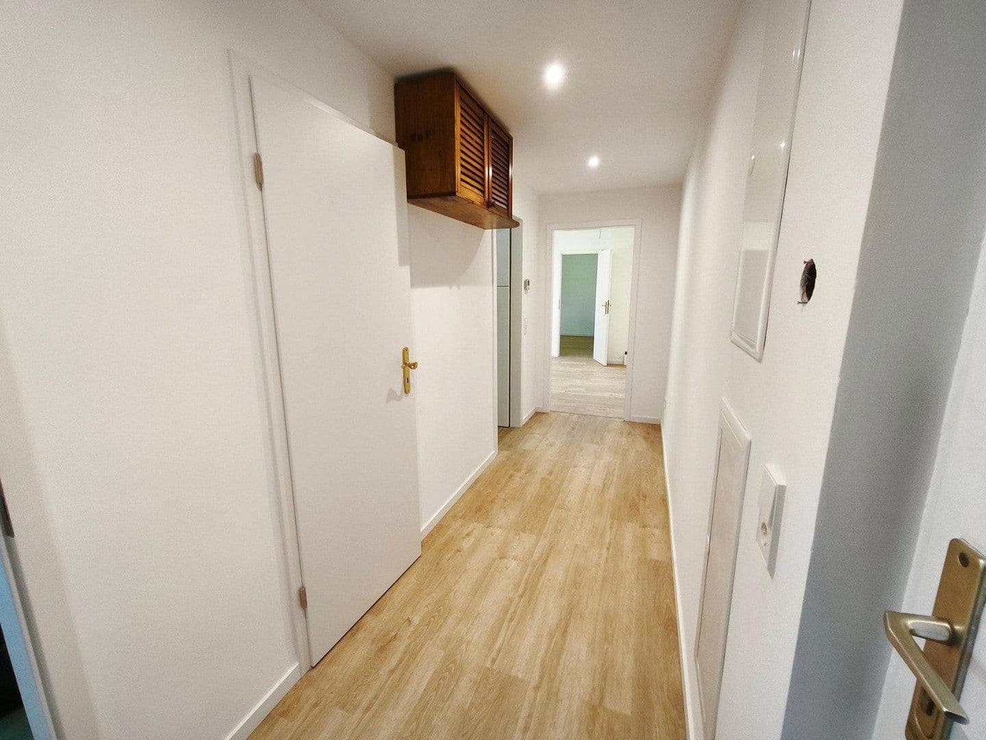 Pronájem bytu 3+1 55 m², Burgstr. 51, Stuttgart, Bádensko-Württembersko Pronájem bytu 3+1 55 m², Burgstr. 51, Stuttgart, Bádensko-Württembersko
