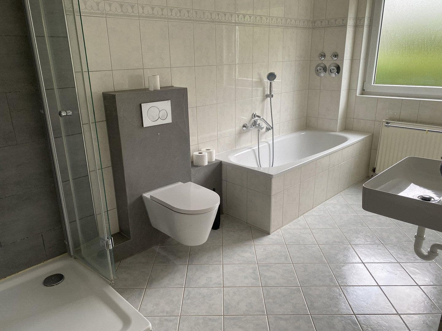 Prodej bytu 3+1 96 m², Steinbacher Hohl 31, Frankfurt OT Praunheim, Hessen Prodej bytu 3+1 96 m², Steinbacher Hohl 31, Frankfurt OT Praunheim, Hessen