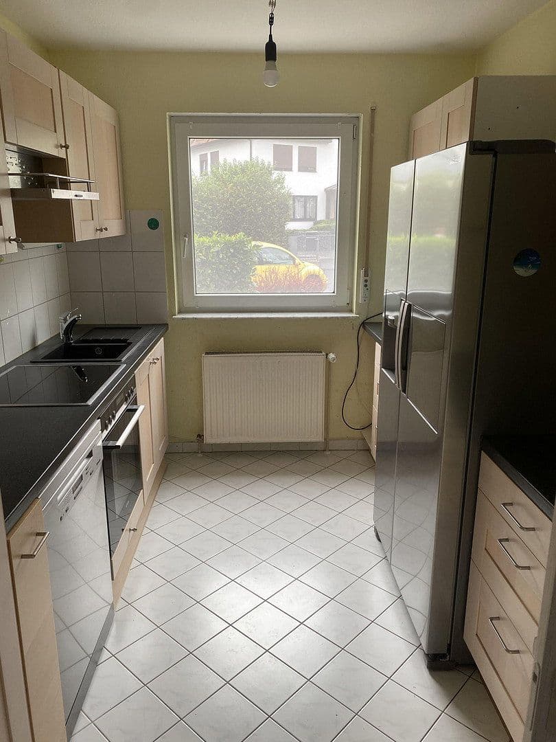 Prodej bytu 3+1 96 m², Steinbacher Hohl 31, Frankfurt OT Praunheim, Hessen Prodej bytu 3+1 96 m², Steinbacher Hohl 31, Frankfurt OT Praunheim, Hessen