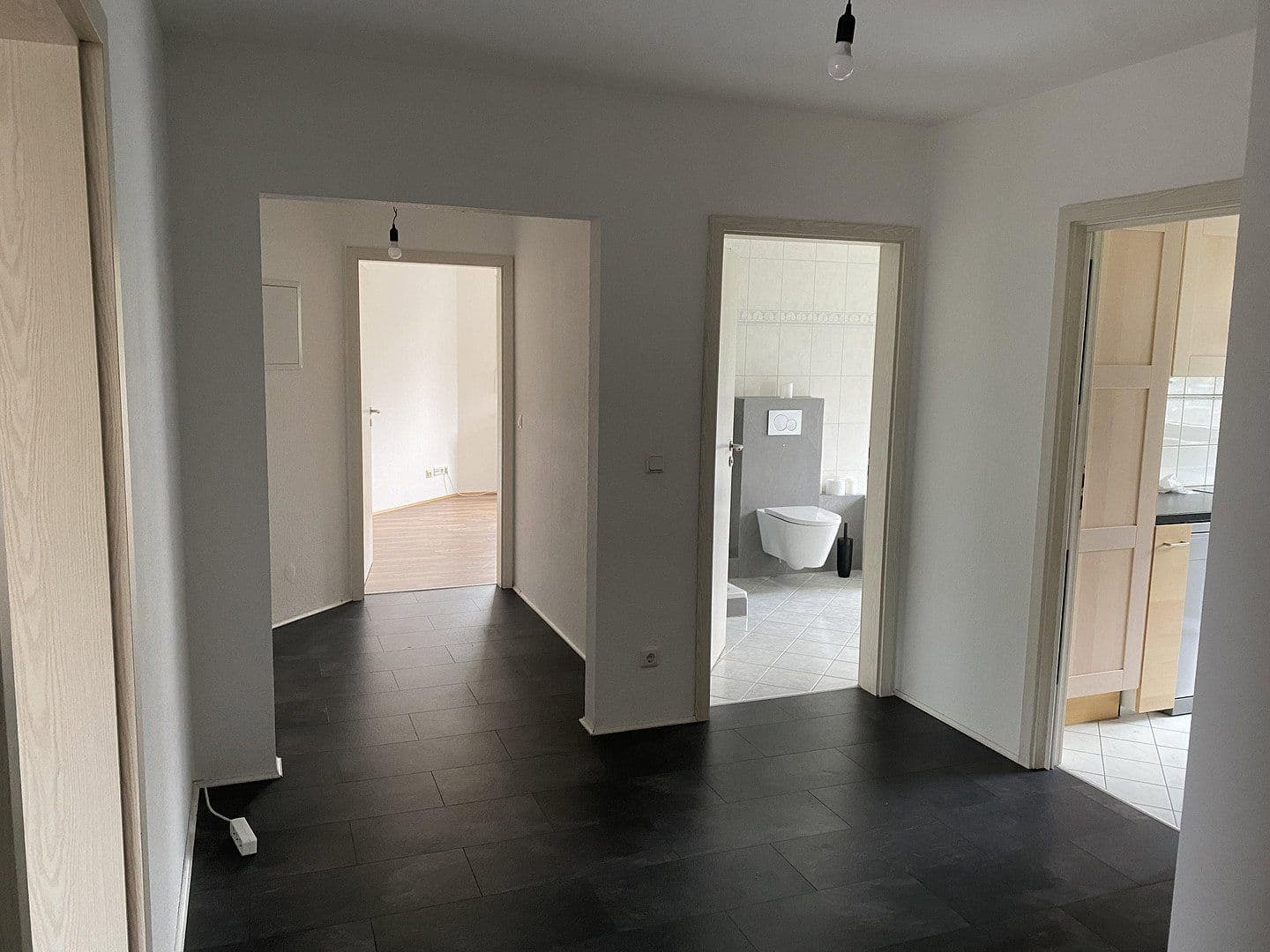 Prodej bytu 3+1 96 m², Steinbacher Hohl 31, Frankfurt OT Praunheim, Hessen Prodej bytu 3+1 96 m², Steinbacher Hohl 31, Frankfurt OT Praunheim, Hessen
