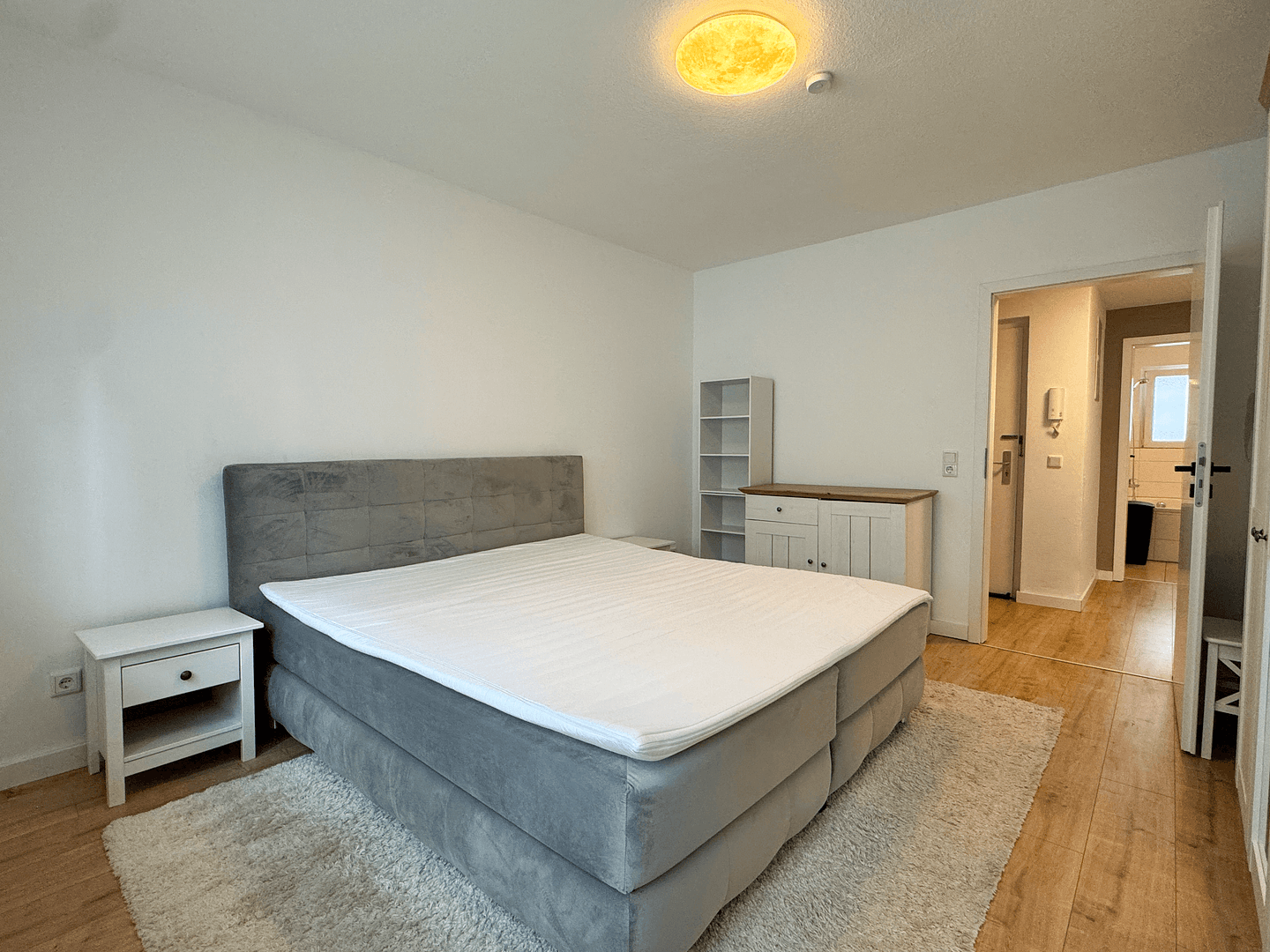 Pronájem bytu 3+1 75 m², Leverkusen, Severní Porýní-Vestfálsko Pronájem bytu 3+1 75 m², Leverkusen, Severní Porýní-Vestfálsko